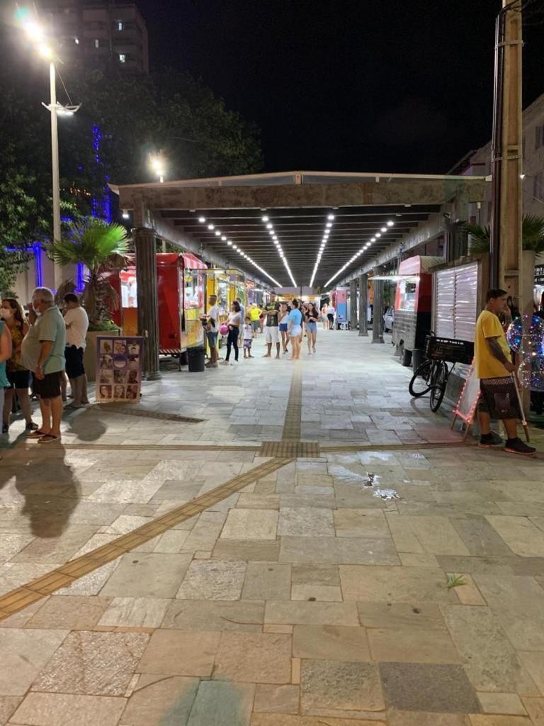 Apartamento Frente Ao Mar Com Varanda E Piscina Praia Grande Dış mekan fotoğraf