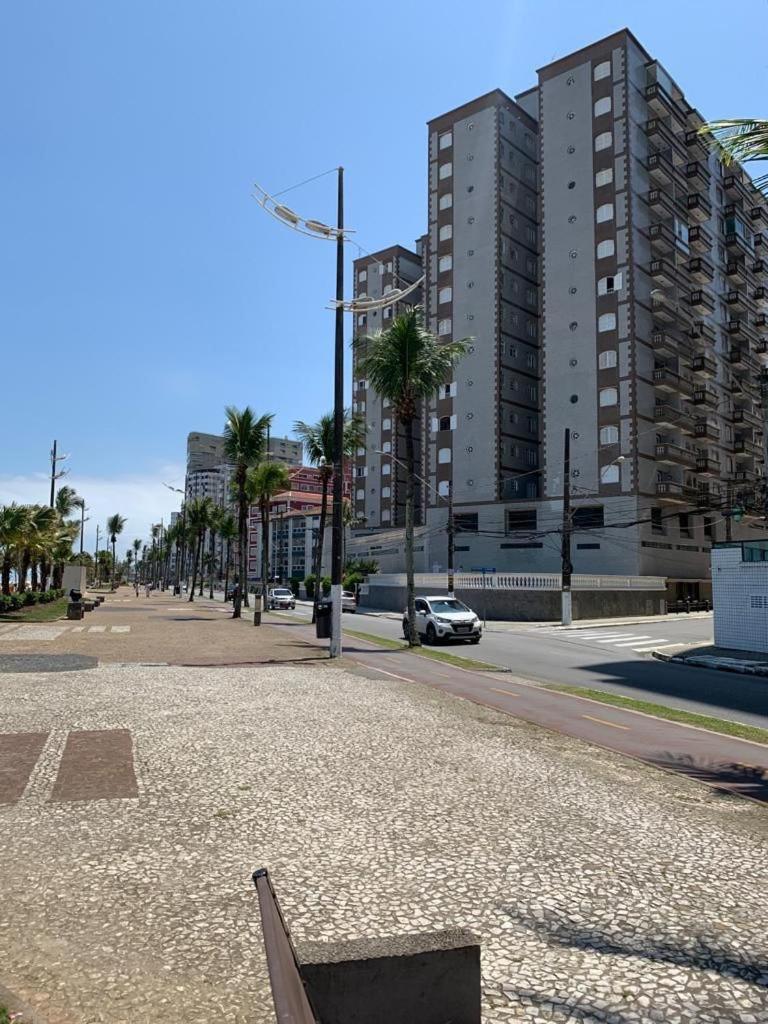 Apartamento Frente Ao Mar Com Varanda E Piscina Praia Grande Dış mekan fotoğraf